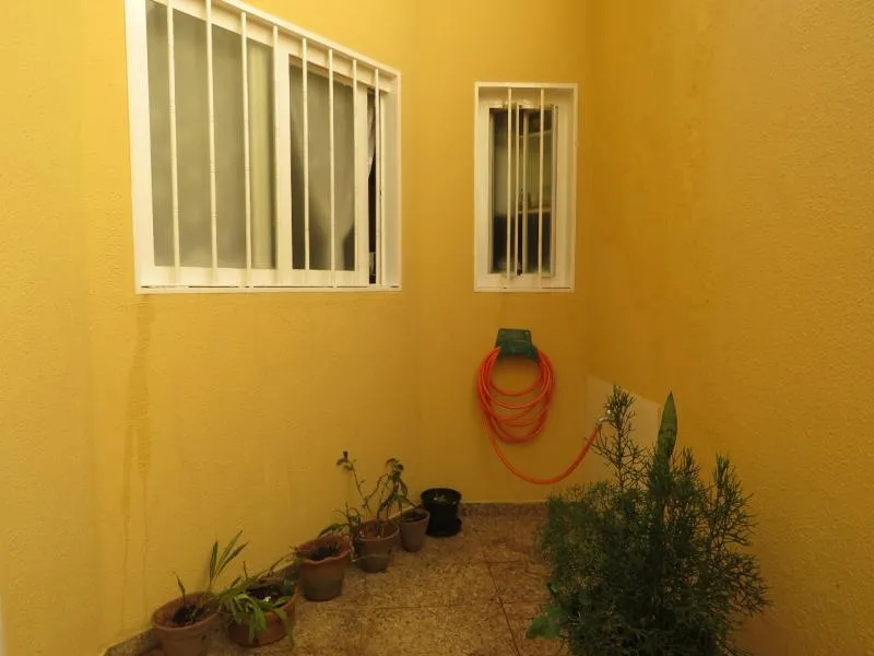 Casa à venda — foto 1 de 5