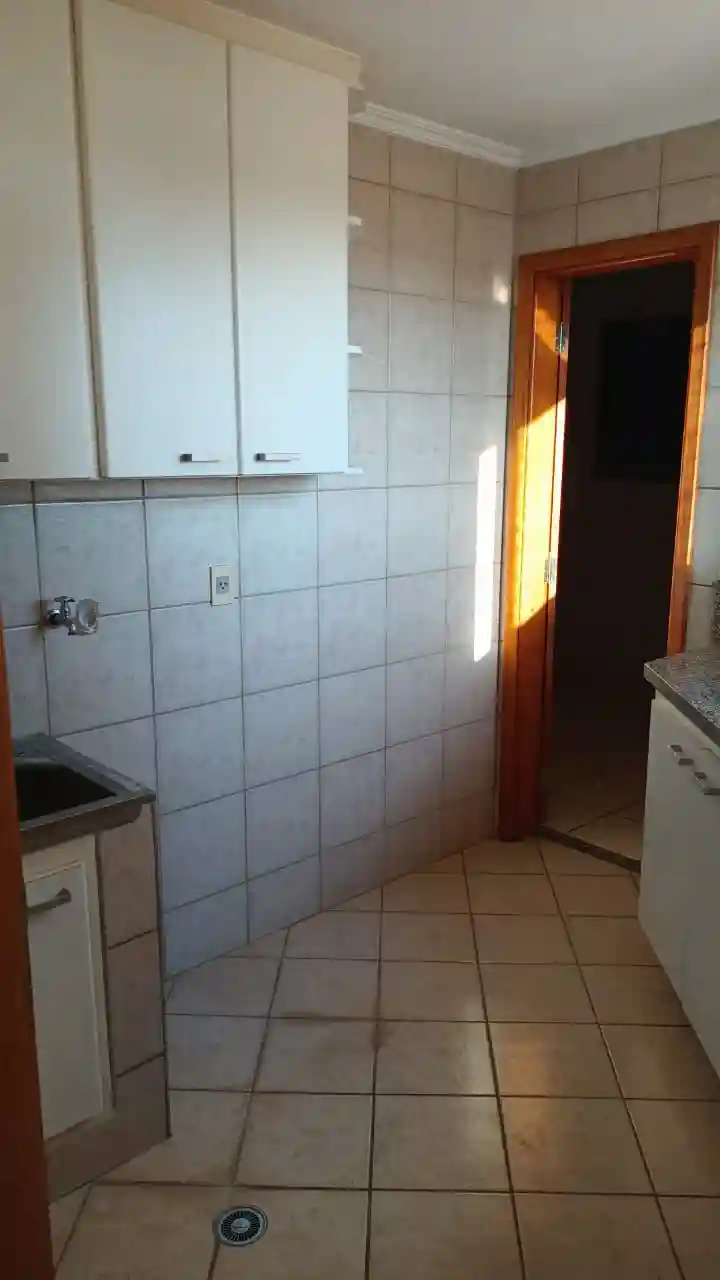 Apartamento com 3 quartos à venda, 194m² — foto 3 de 11