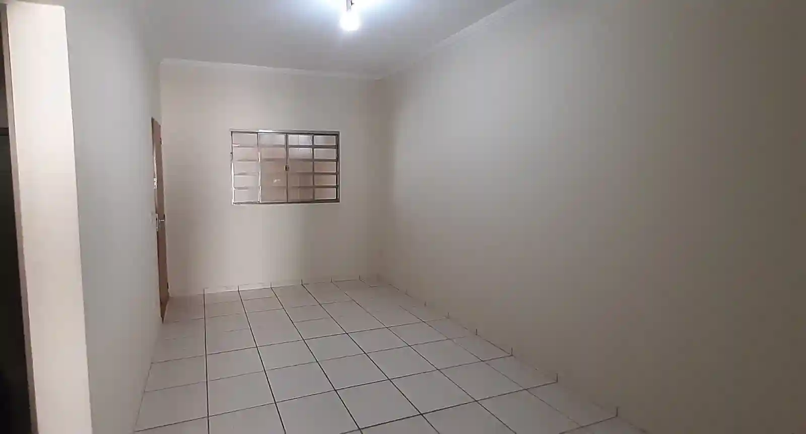 Casa com 2 quartos à venda, 80m² — foto 2 de 12