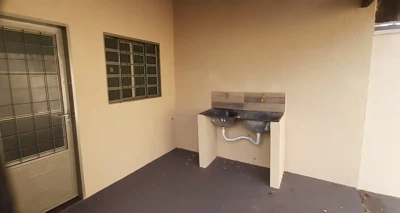 Casa com 2 quartos à venda, 80m² — foto 9 de 12
