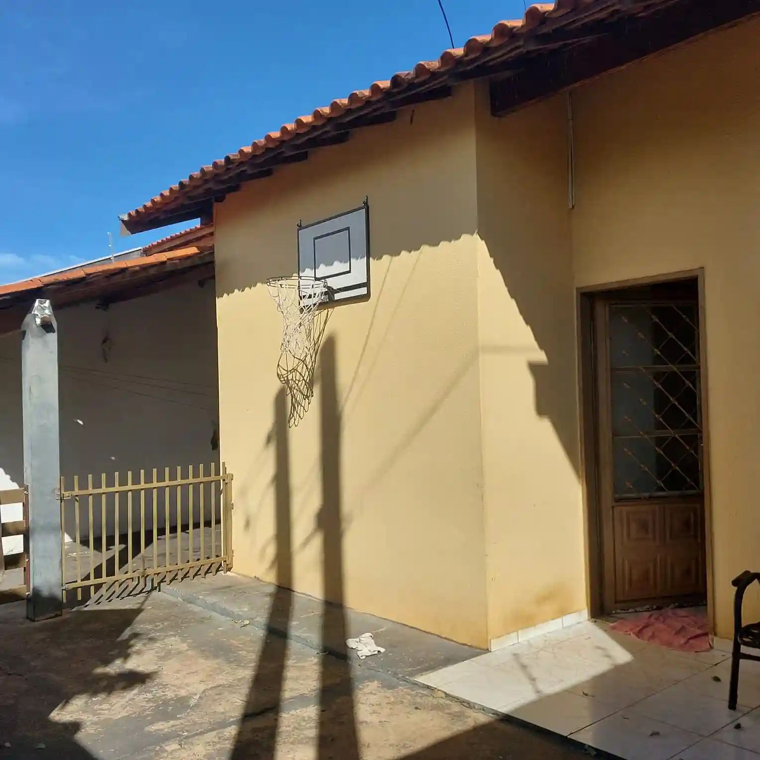 Casa à venda — foto 2 de 12