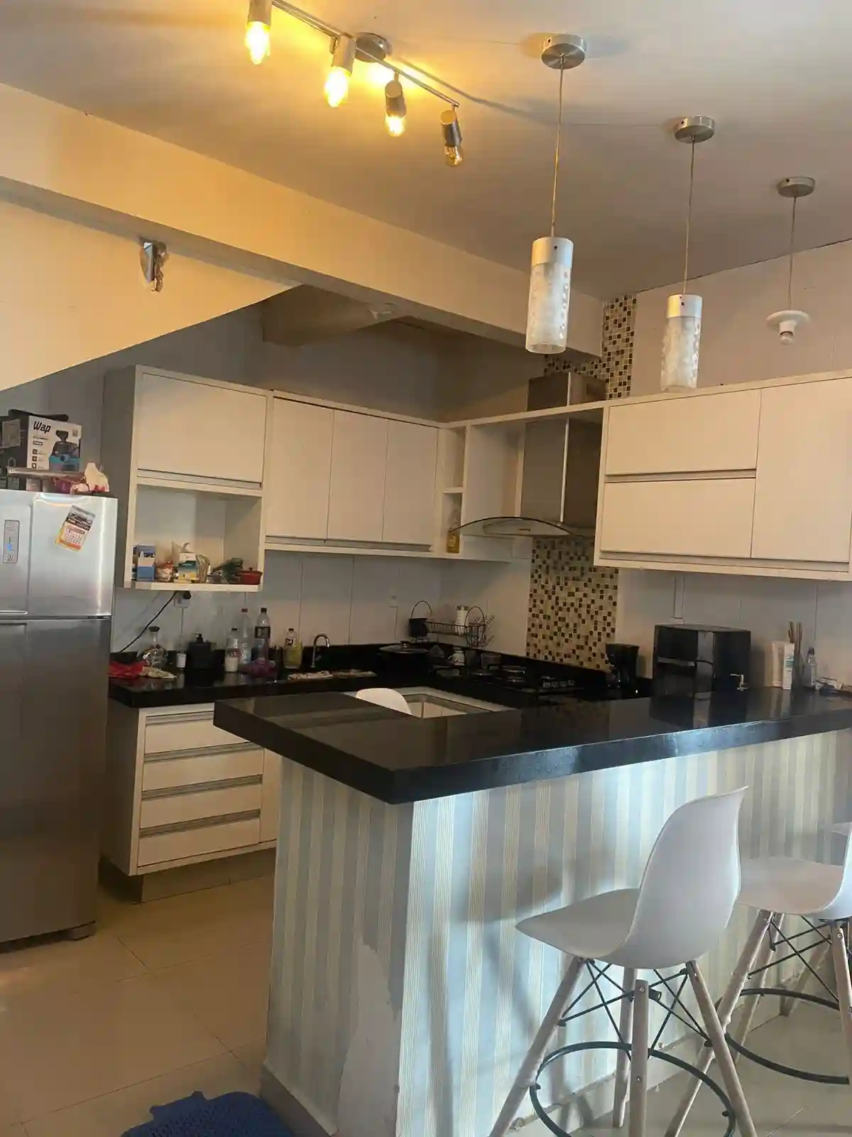 Casa com 3 quartos à venda, 10m² — foto 1 de 22