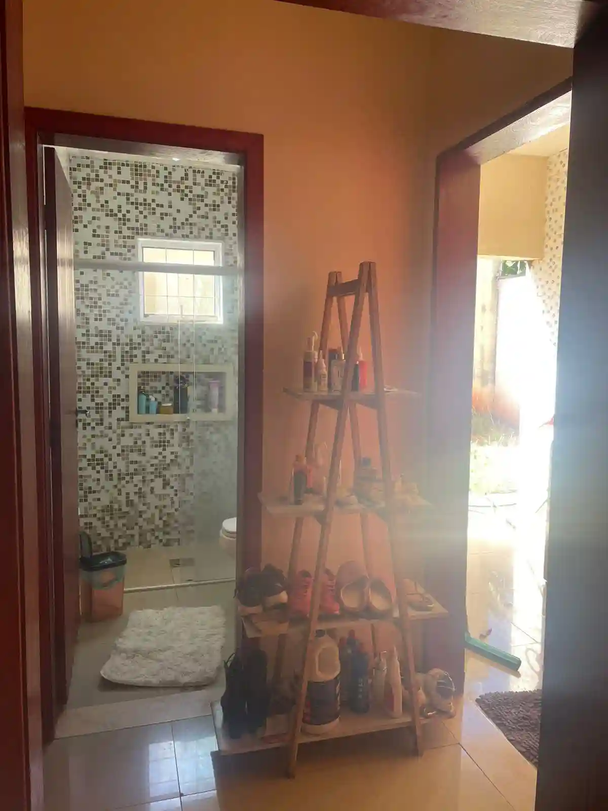 Casa com 3 quartos à venda, 10m² — foto 2 de 22