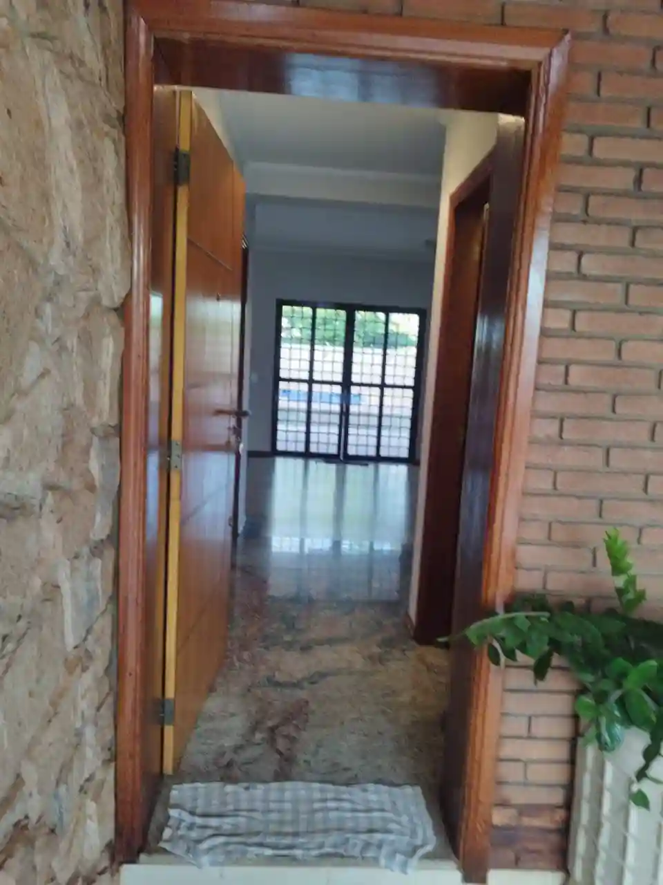 Casa com 3 quartos à venda, 350m² — foto 6 de 33