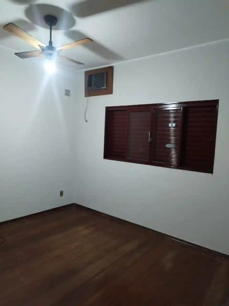 Casa com 3 quartos à venda, 350m² — foto 22 de 33
