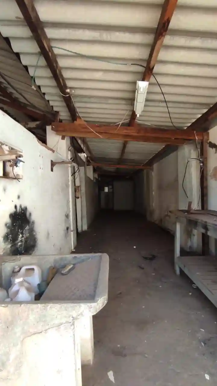Casa com 3 quartos à venda, 440m² — foto 27 de 29