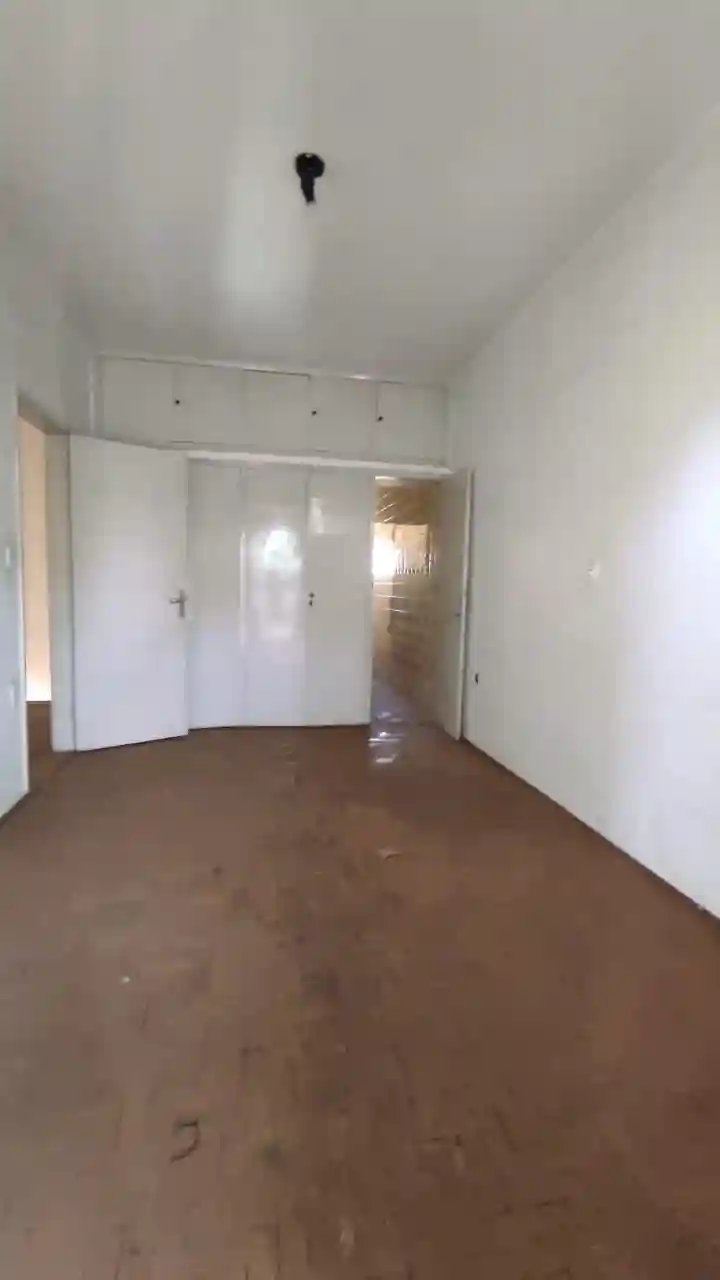 Casa com 3 quartos à venda, 440m² — foto 9 de 29
