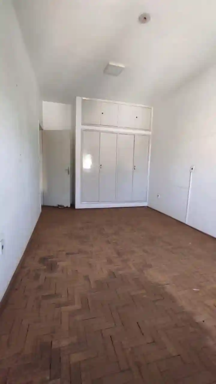 Casa com 3 quartos à venda, 440m² — foto 8 de 29