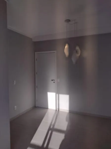 Apartamento com 2 quartos à venda, 90m² — foto 2 de 5