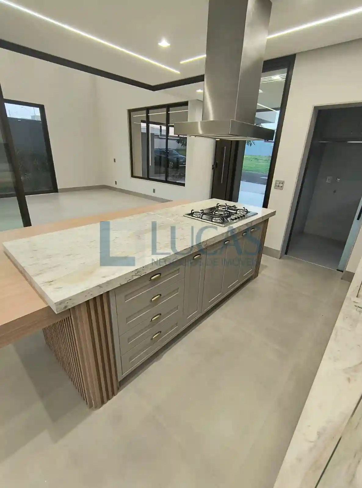 Casa de Condomínio com 3 quartos à venda, 243m² — foto 19 de 23
