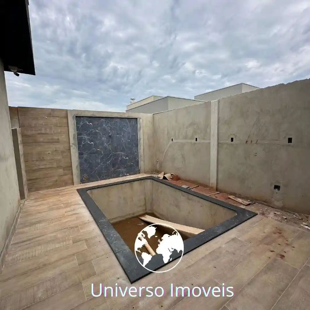 Casa com 3 quartos à venda, 200m² — foto 9 de 9