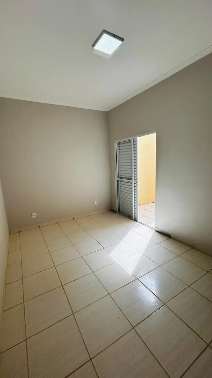 Casa com 3 quartos à venda, 200m² — foto 11 de 25