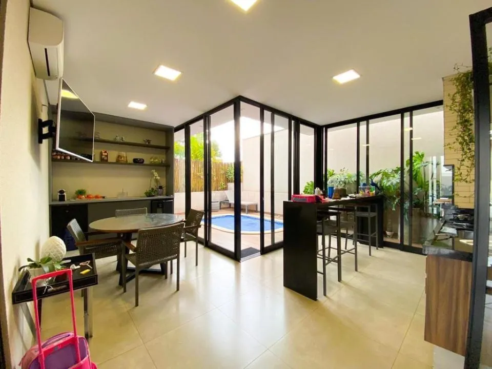 Casa de Condomínio à venda — foto 4 de 6