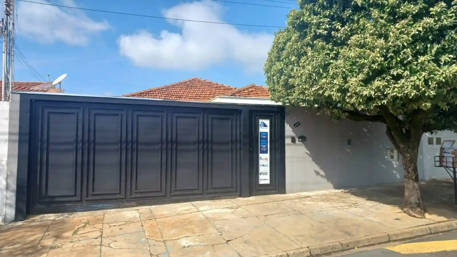 Casa com 2 quartos à venda, 360m² — foto 1 de 11