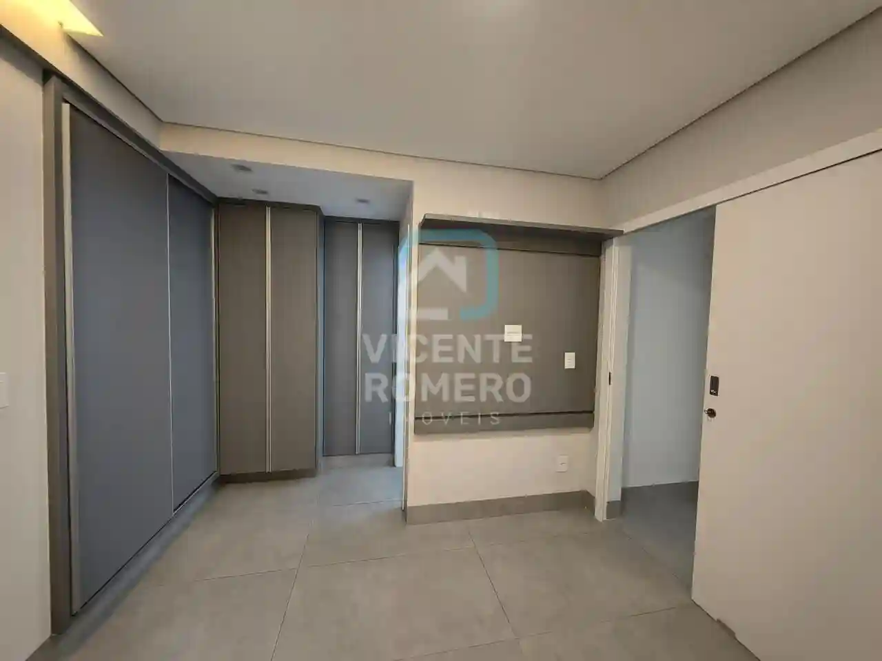 Apartamento com 2 quartos para aluguel, 65m² — foto 8 de 13