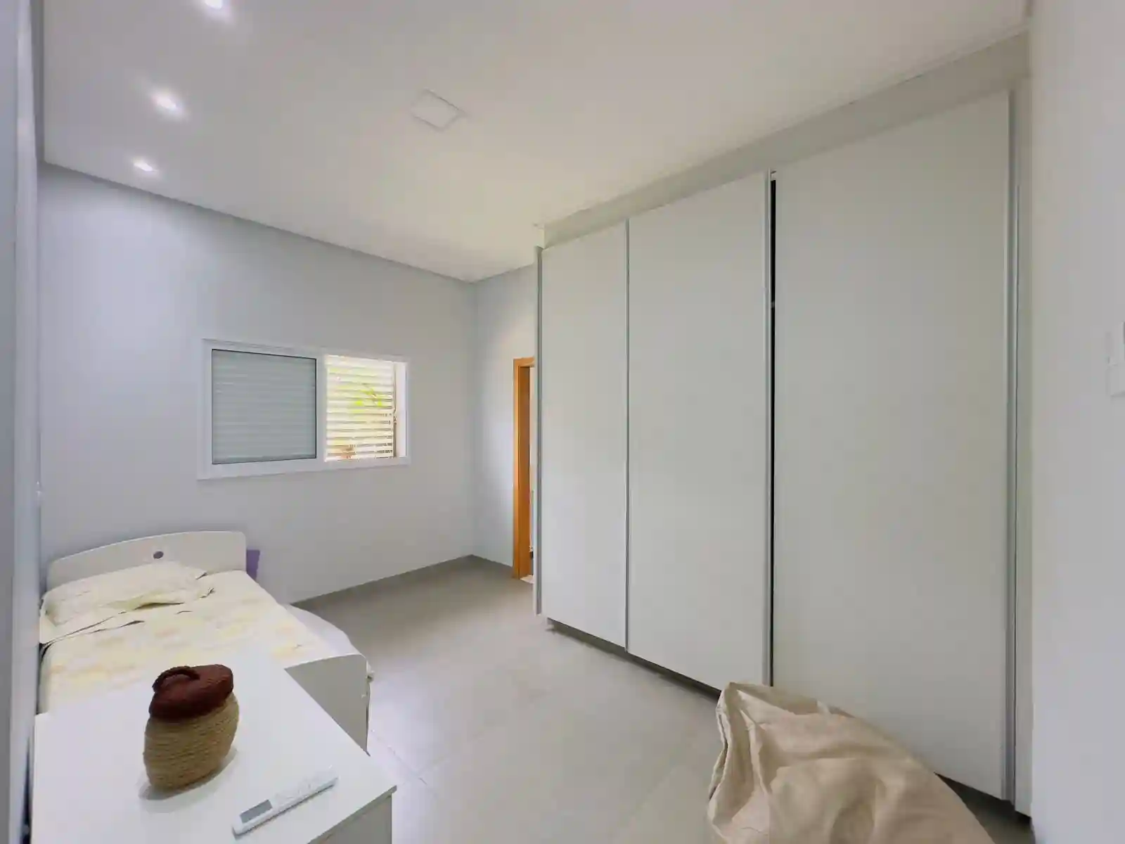 Casa com 3 quartos à venda, 212m² — foto 10 de 13