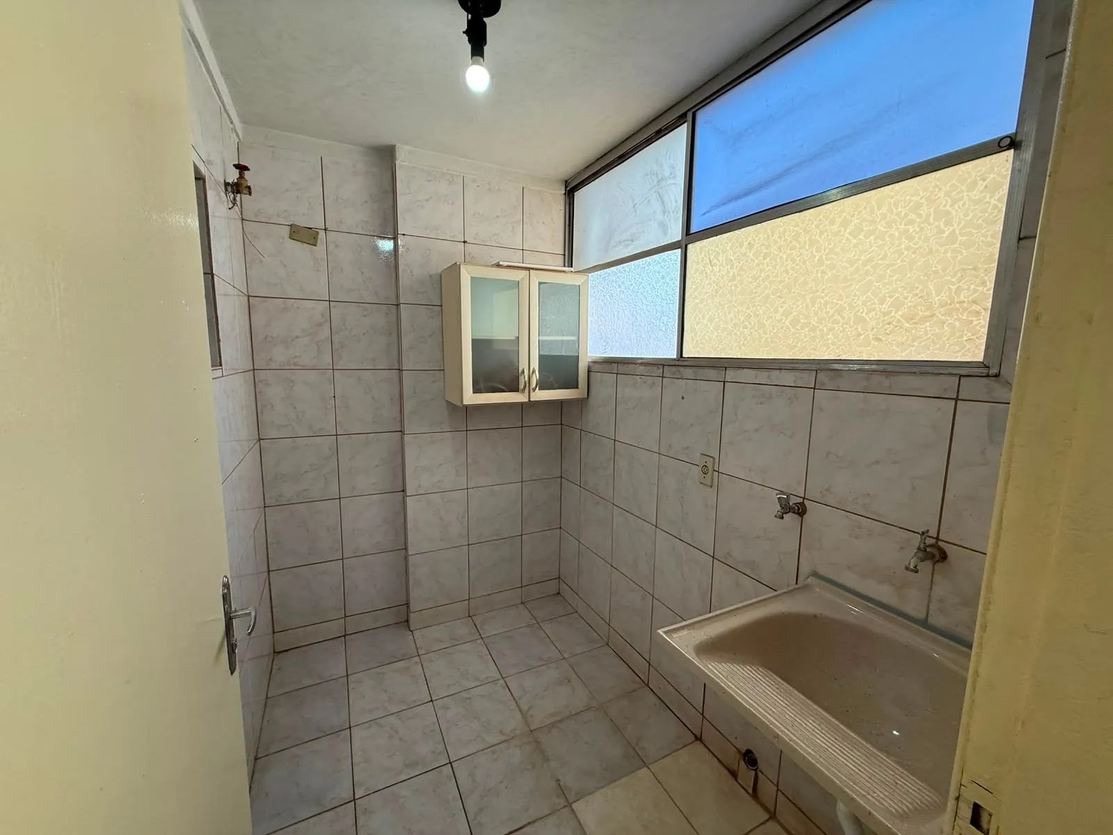 Apartamento com 1 quarto para aluguel, 45m² — foto 14 de 16