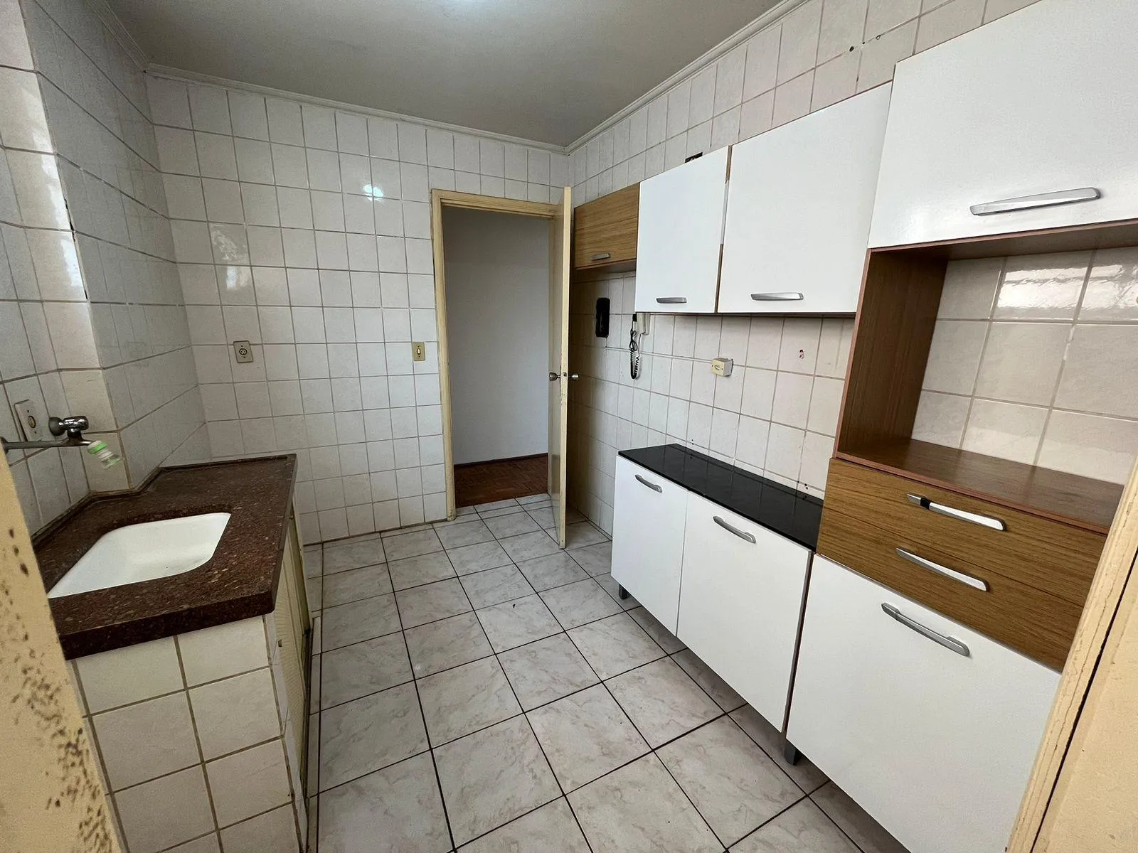 Apartamento com 1 quarto para aluguel, 45m² — foto 15 de 16