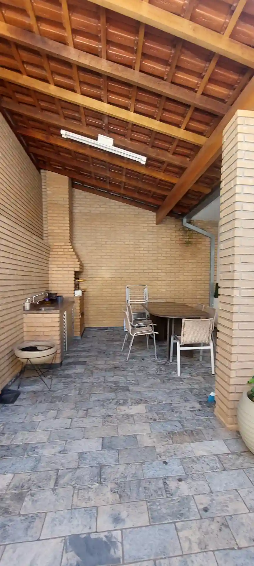 Casa Comercial com 3 quartos para aluguel, 250m² — foto 5 de 30