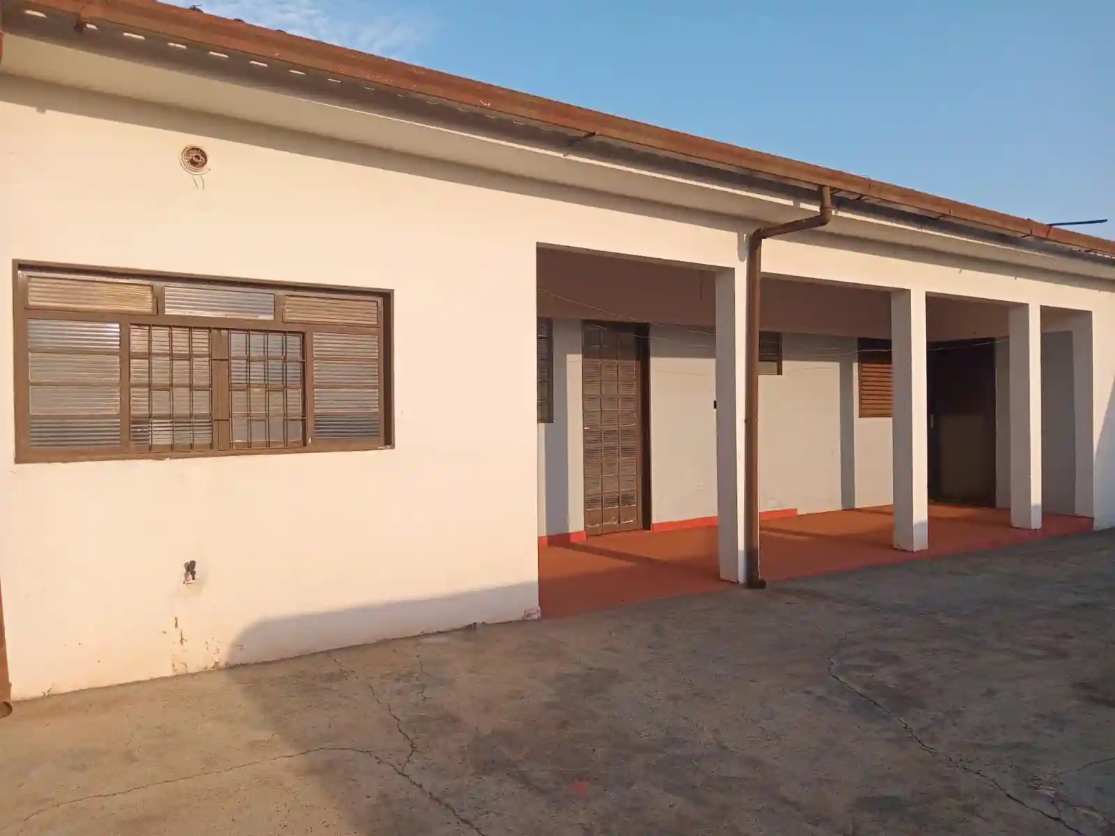 Casa com 1 quarto à venda, 80m² — foto 2 de 7