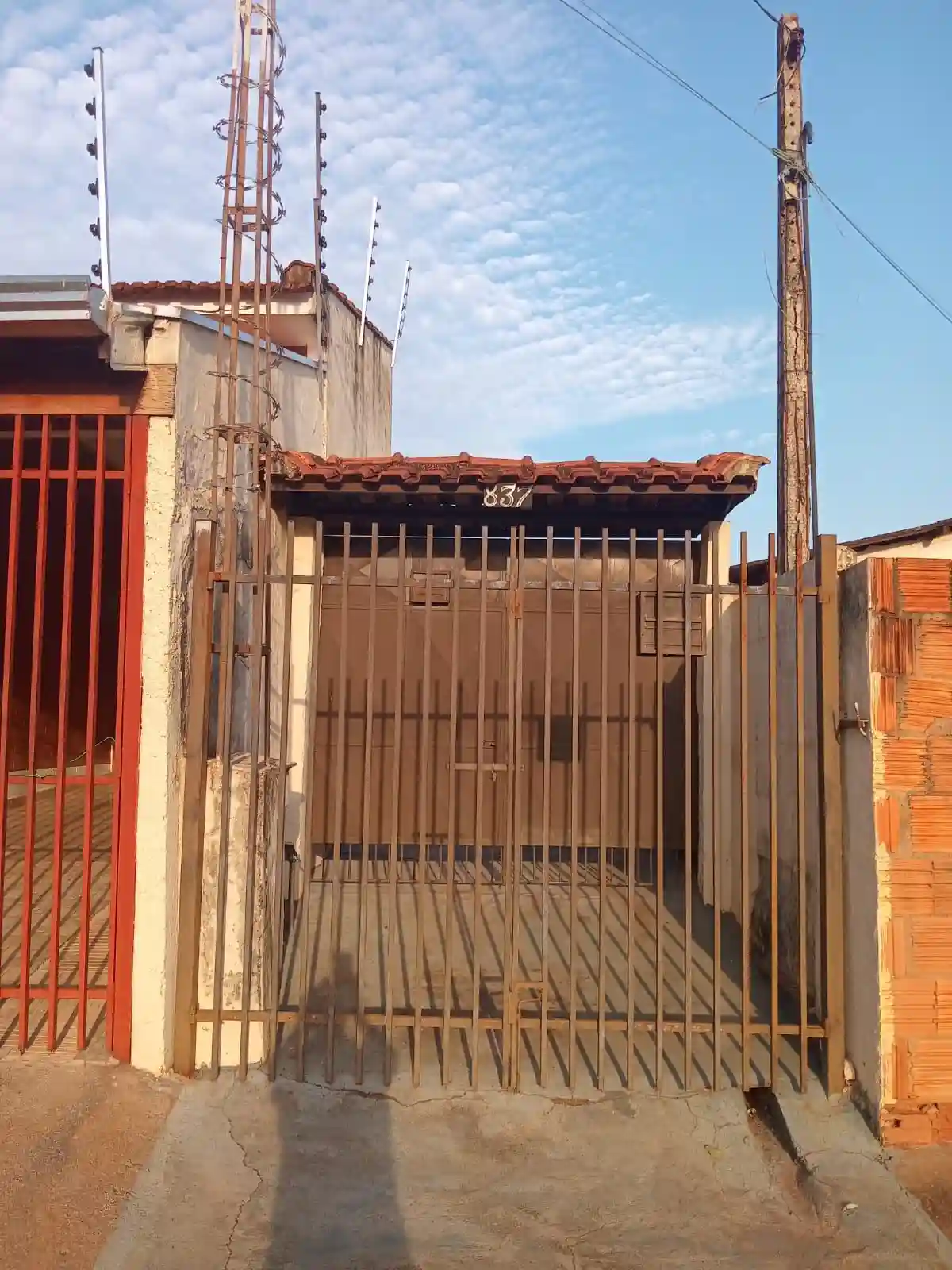 Casa com 1 quarto à venda, 80m² — foto 1 de 7