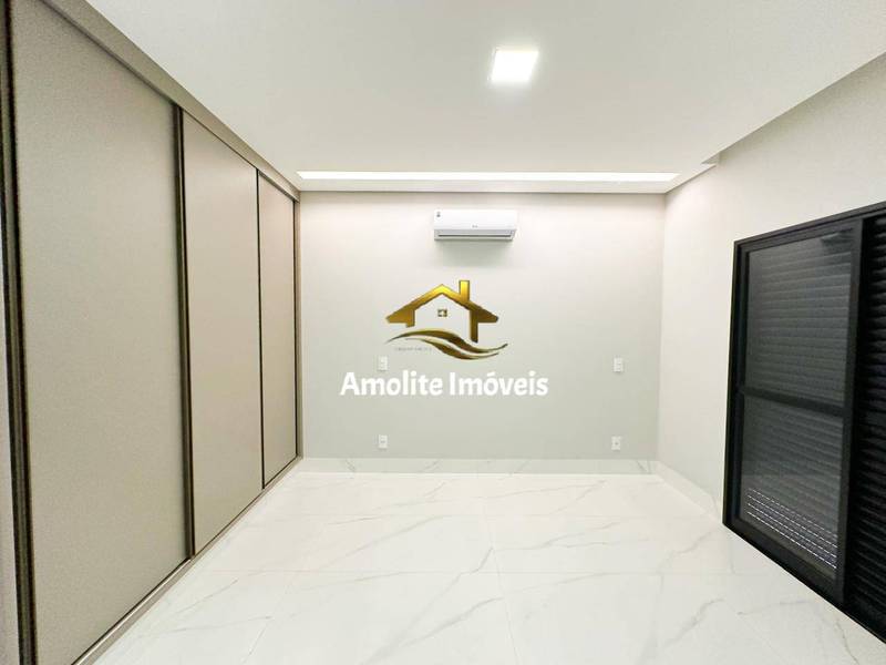 Casa de Condomínio com 3 quartos à venda, 220m² — foto 17 de 24