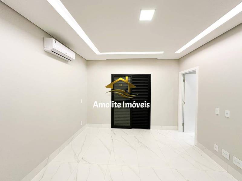 Casa de Condomínio com 3 quartos à venda, 220m² — foto 5 de 24