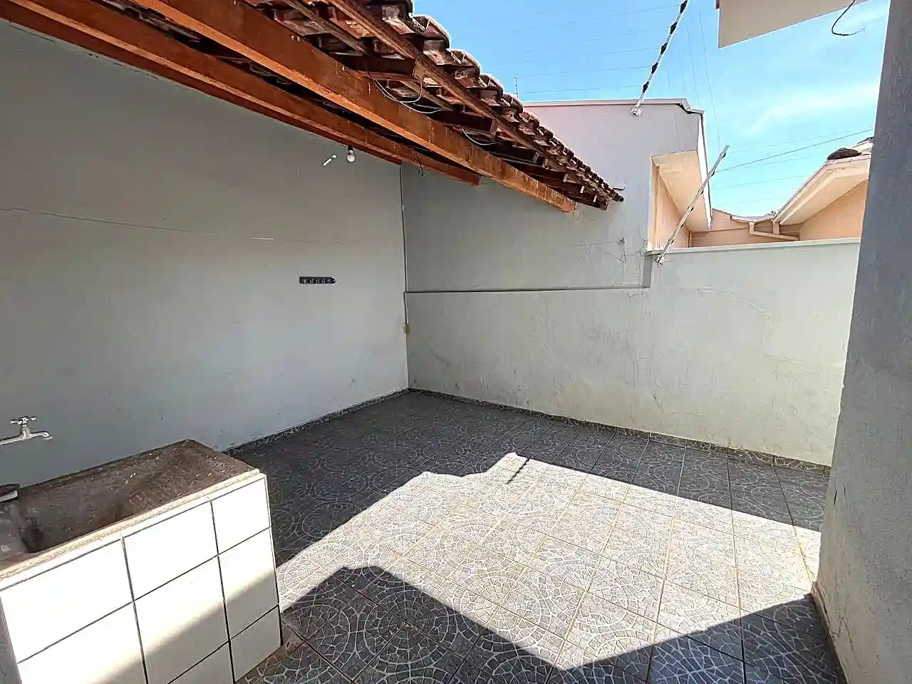 Casa Comercial com 5 quartos para aluguel, 180m² — foto 17 de 17