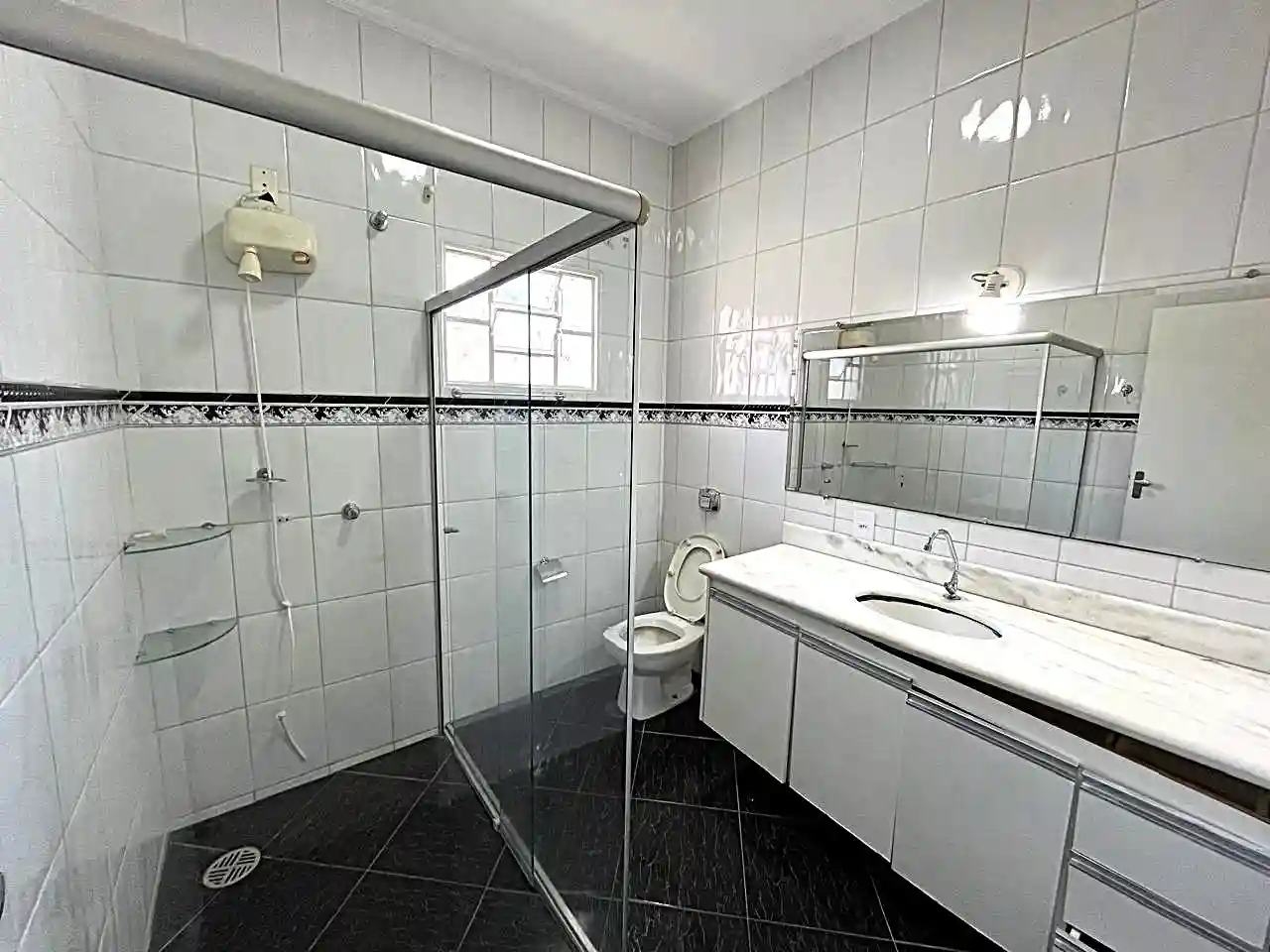 Casa Comercial com 5 quartos para aluguel, 180m² — foto 14 de 17