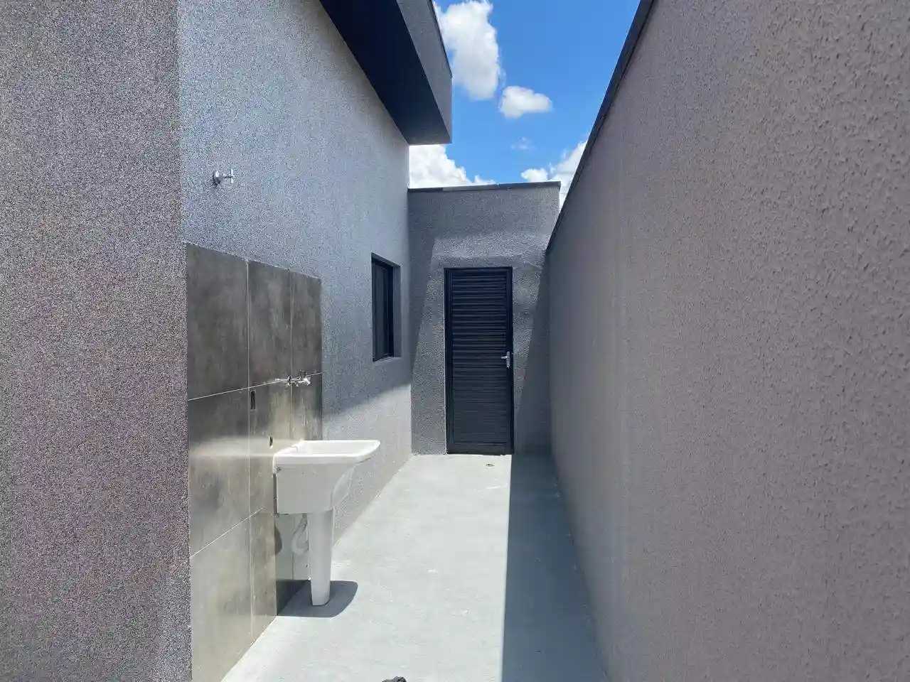 Casa com 2 quartos à venda, 85m² — foto 3 de 13