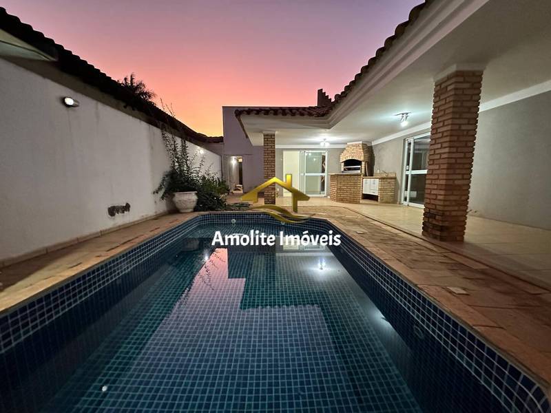 Casa de Condomínio com 4 quartos à venda, 280m² — foto 16 de 26
