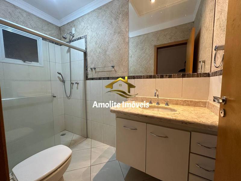 Casa de Condomínio com 4 quartos à venda, 280m² — foto 12 de 26