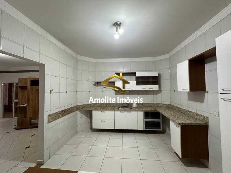 Casa de Condomínio com 4 quartos à venda, 280m² — foto 17 de 26