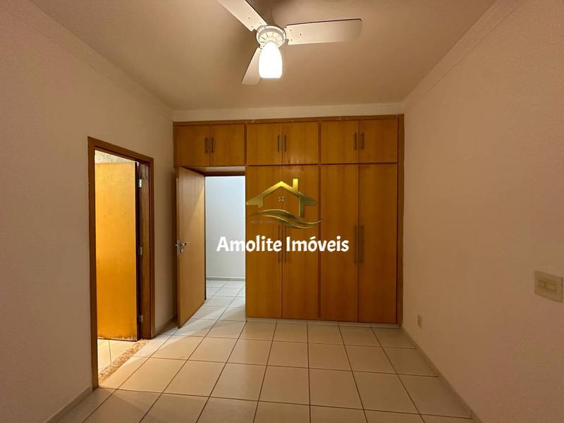 Casa de Condomínio com 4 quartos à venda, 280m² — foto 13 de 26