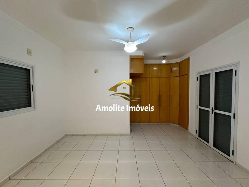 Casa de Condomínio com 4 quartos à venda, 280m² — foto 9 de 26