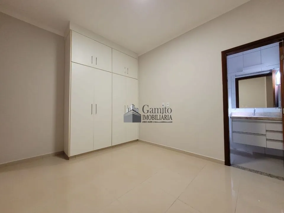 Casa de Condomínio à venda — foto 9 de 10