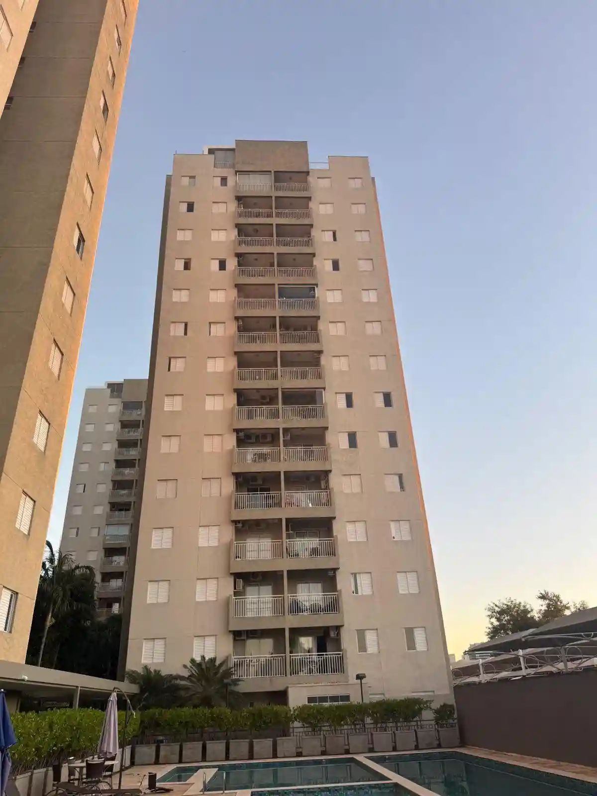 Cobertura com 3 quartos à venda, 232m² — foto 1 de 14