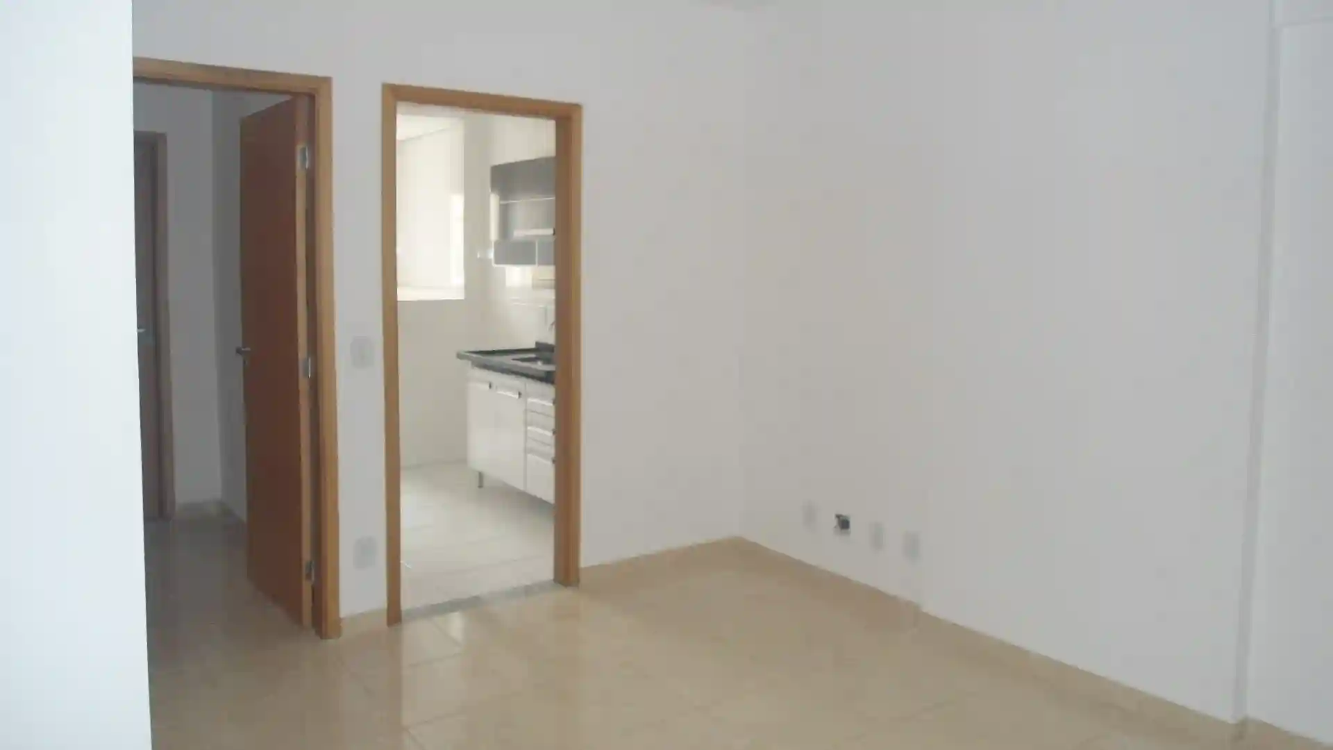 Apartamento com 2 quartos à venda, 61m² — foto 1 de 11