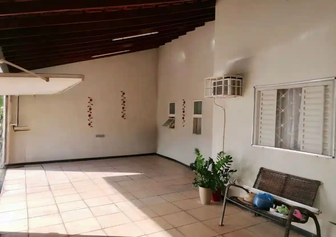 Casa com 2 quartos à venda, 200m² — foto 2 de 23