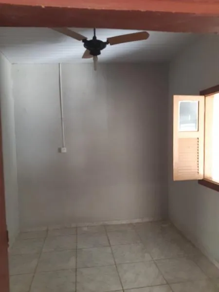 Casa à venda — foto 1 de 3
