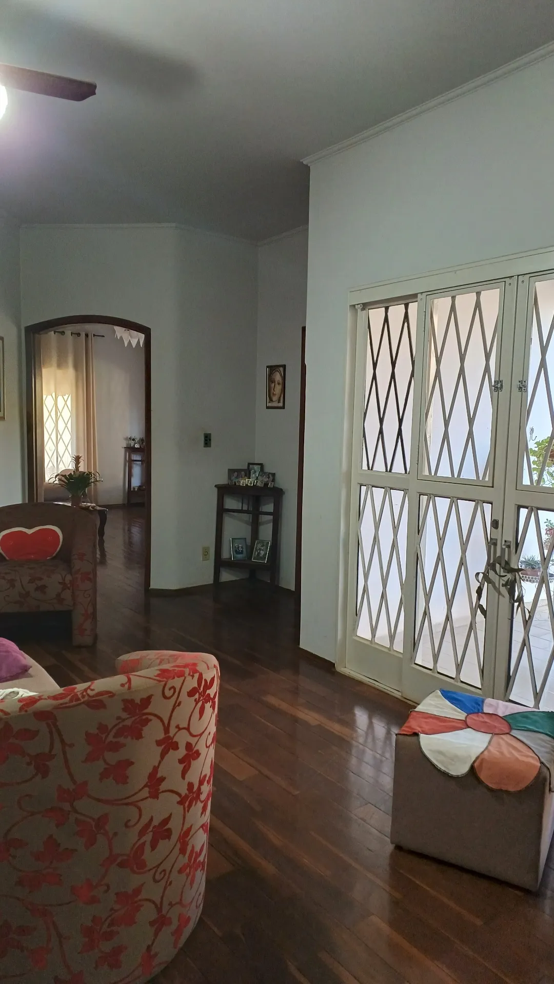 Casa com 4 quartos à venda, 900m² — foto 4 de 34