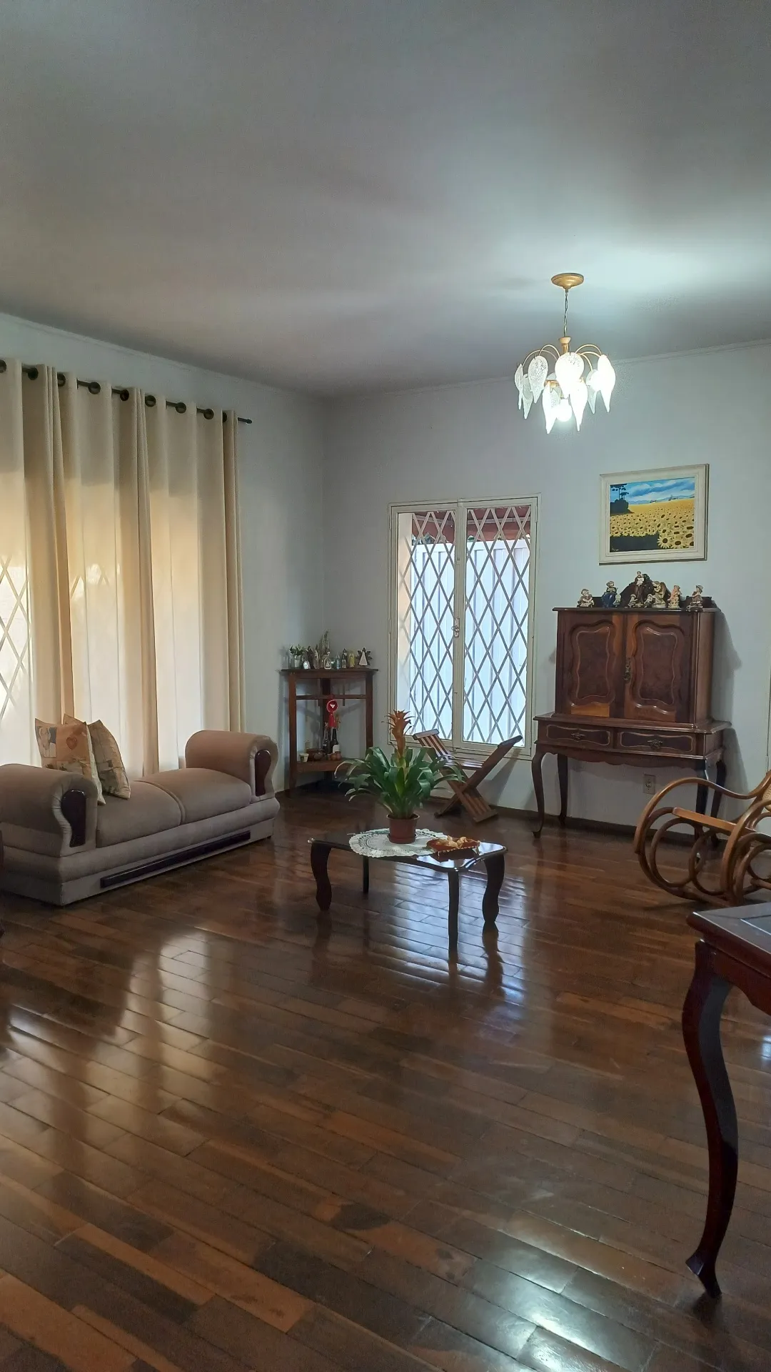 Casa com 4 quartos à venda, 900m² — foto 1 de 34