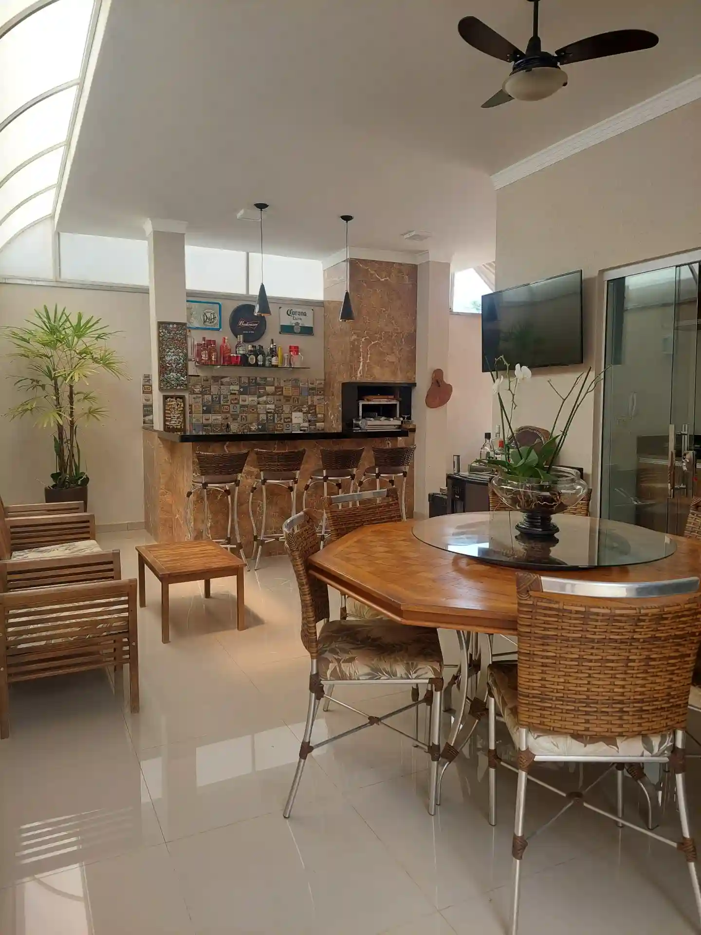 Casa de Condomínio com 3 quartos à venda, 200m² — foto 4 de 24
