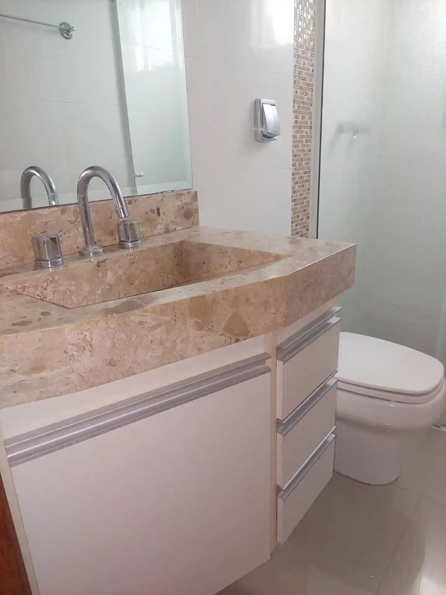 Casa de Condomínio com 3 quartos à venda, 200m² — foto 23 de 24