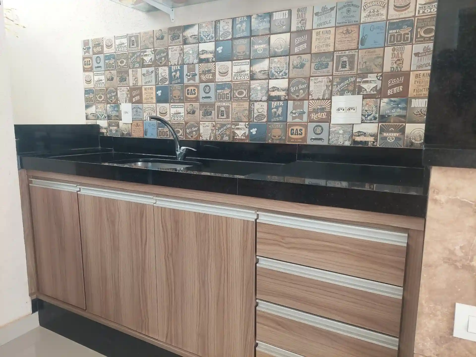 Casa de Condomínio com 3 quartos à venda, 200m² — foto 13 de 24