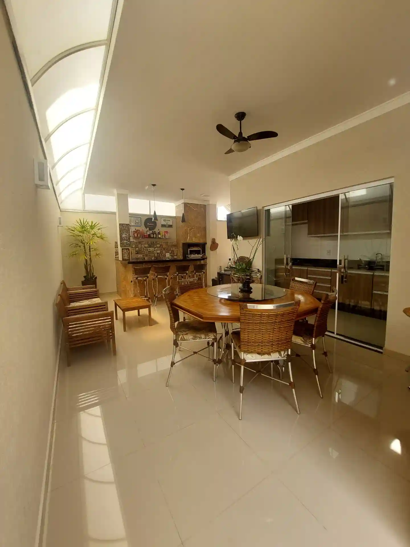 Casa de Condomínio com 3 quartos à venda, 200m² — foto 5 de 24