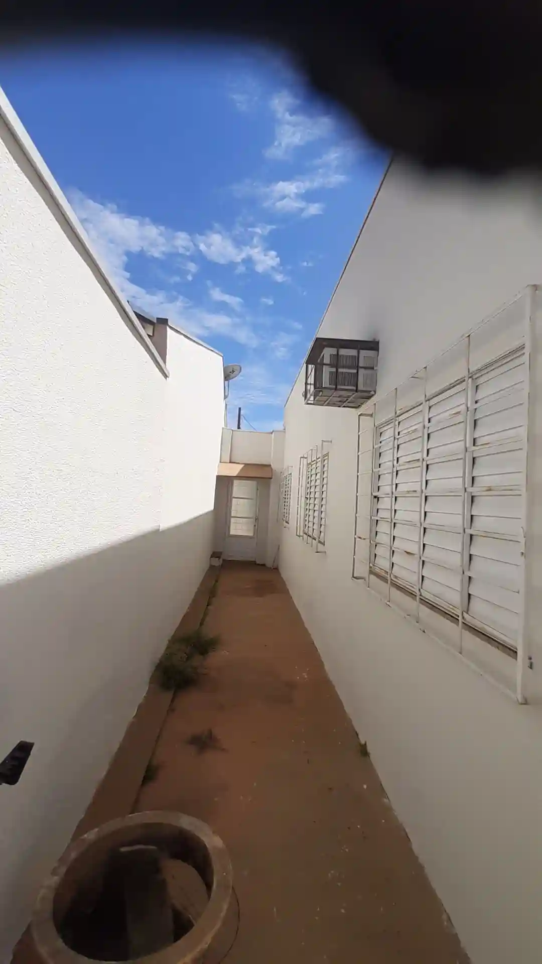 Casa com 3 quartos à venda, 255m² — foto 23 de 24