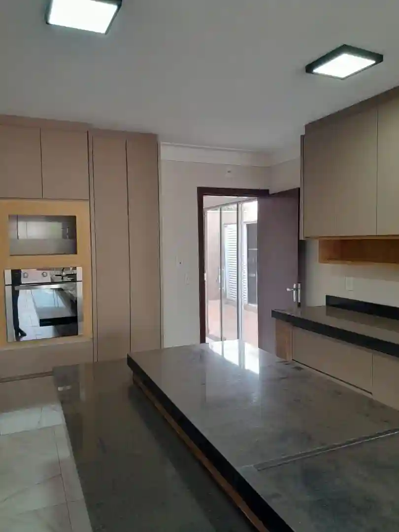 Casa de Condomínio com 4 quartos à venda, 512m² — foto 13 de 15