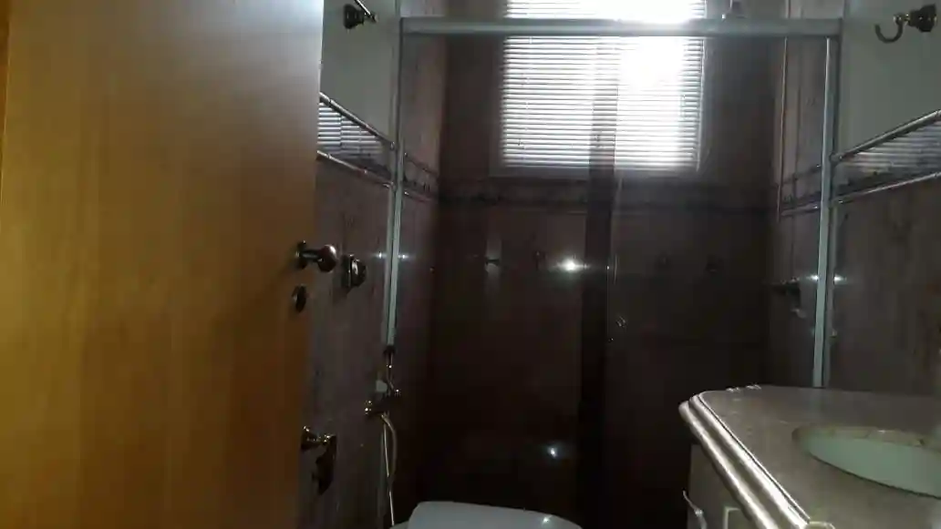 Casa de Condomínio com 4 quartos para aluguel, 450m² — foto 5 de 22