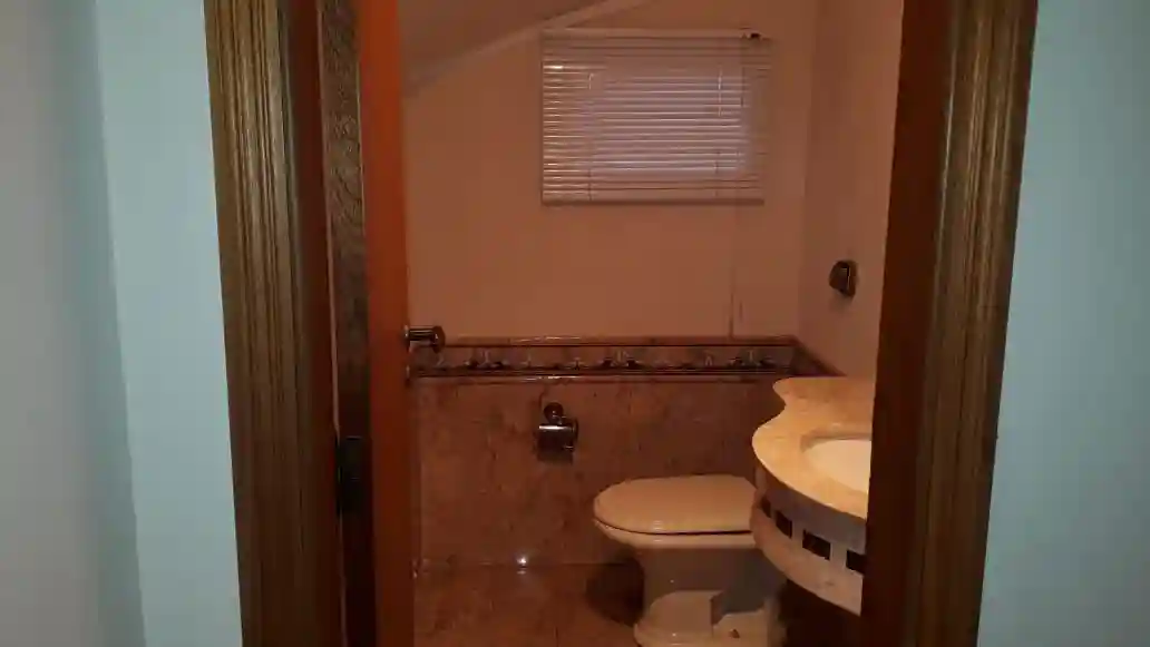 Casa de Condomínio com 4 quartos para aluguel, 450m² — foto 7 de 22